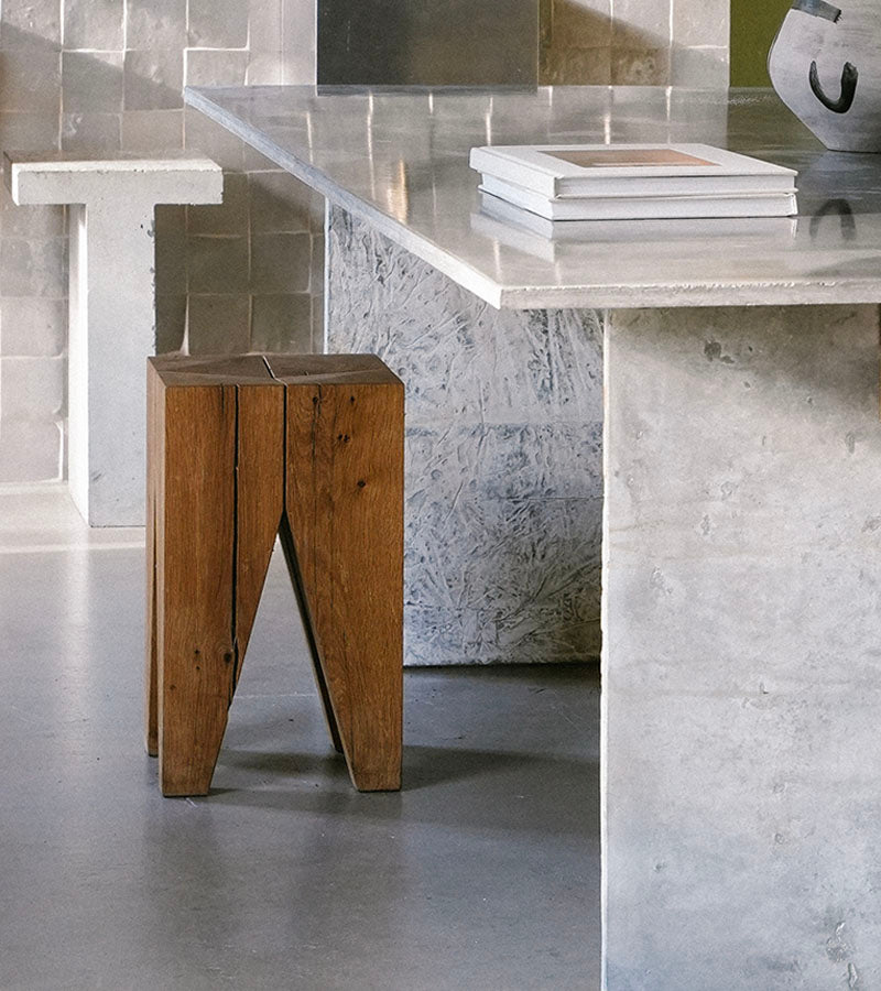e15 Backenzahn Stool – Kollekted By