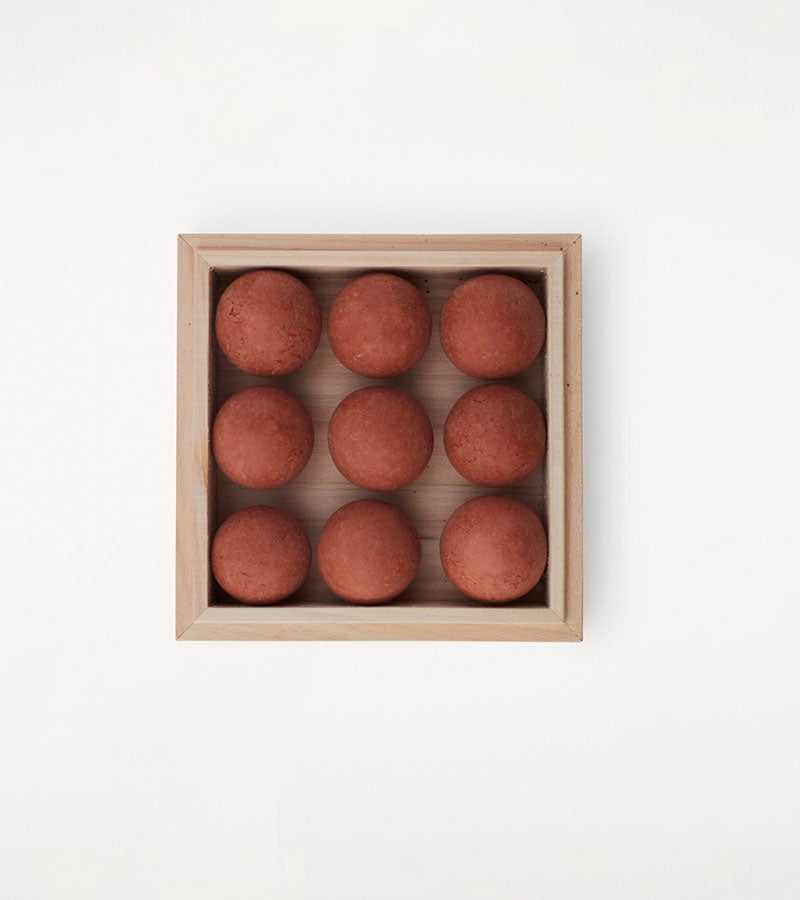 FRAMAアロマボール　 (FRAMA FROM SOIL TO FORM ) Frama From Soil To Form diffuser, Deep Forest | Finnish